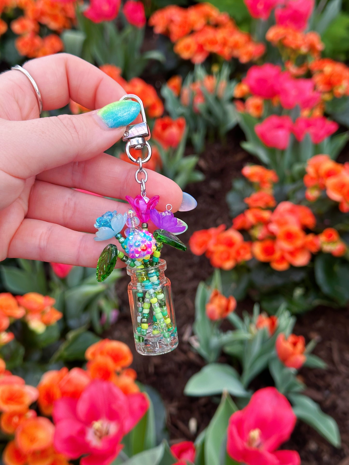 Mystery Beaded Flower Bouquet in a Vase Keychain