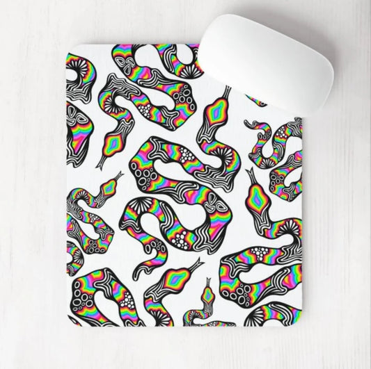 Trippy Snake White background Mouse Pad